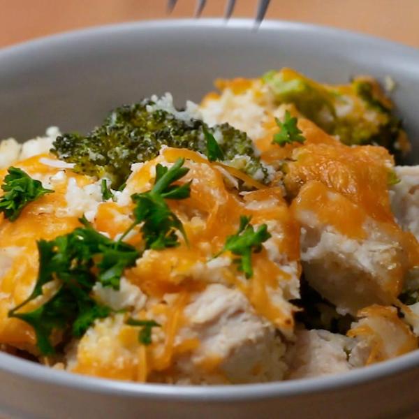 Weekly Special: Low Carb Cheesy Chicken